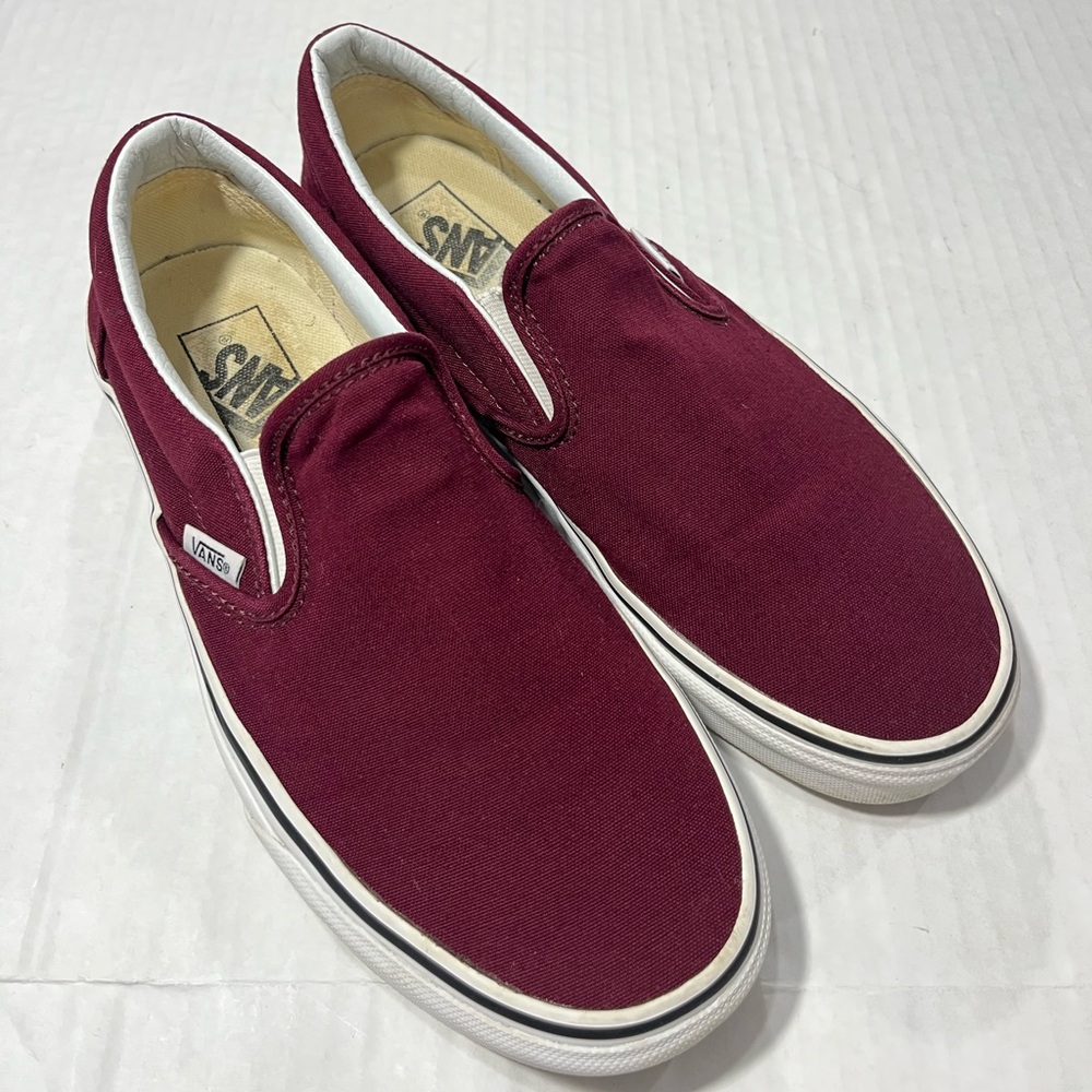 VANS CLASSIC SLIP ON